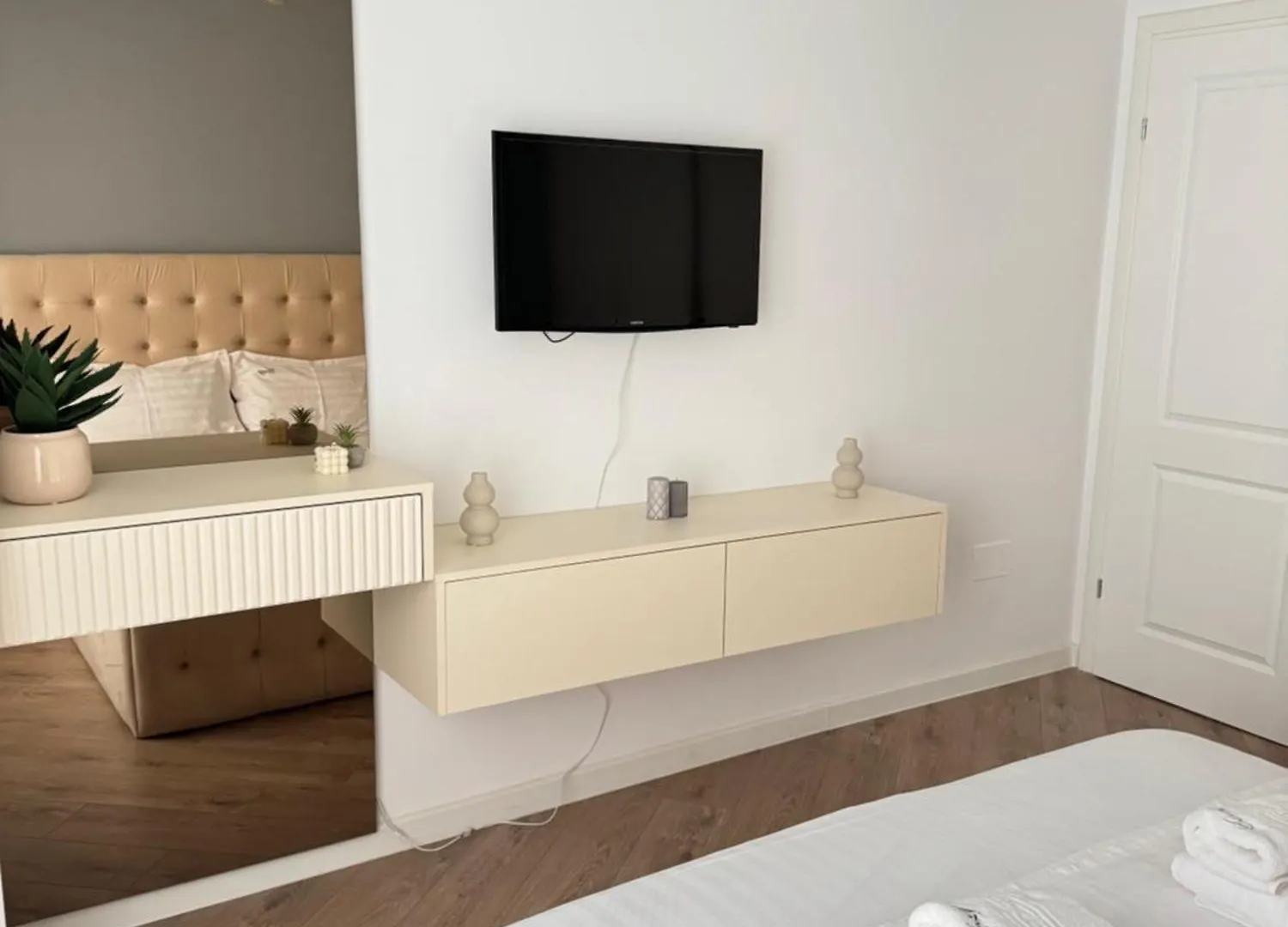 Luxury Cozy Apartments At Central Address Bucuresti  Bucharest