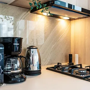 811 Apartament